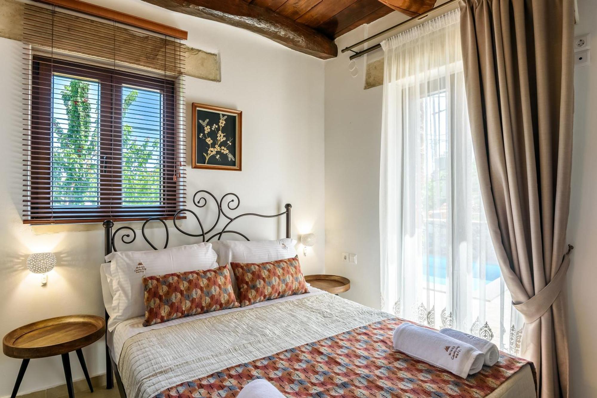 Minos Country Living Apartments Agriles Bagian luar foto