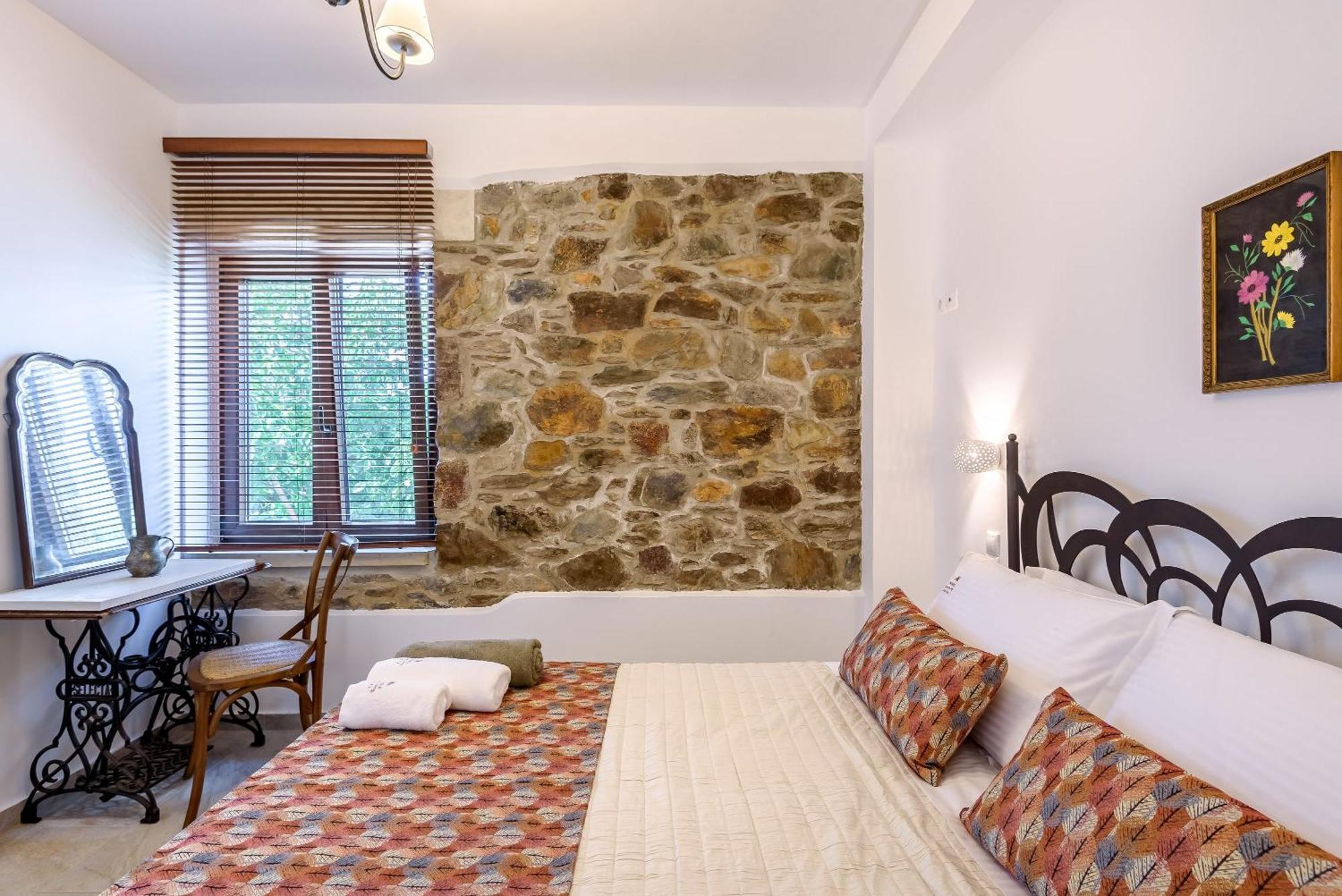 Minos Country Living Apartments Agriles Bagian luar foto